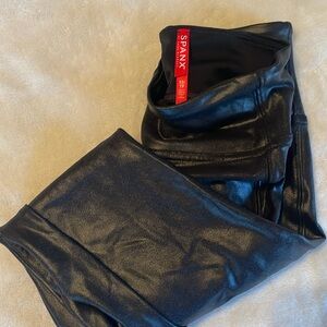 XS Spanx faux leather Legging